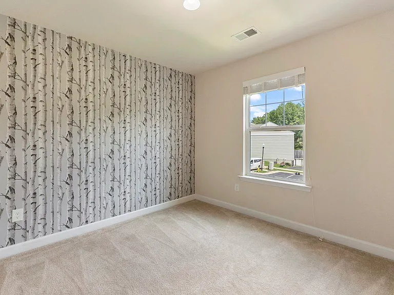 555 English Oak Ln — Photo 12