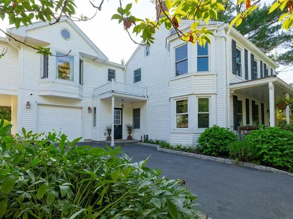 61 Meadow Street, Tarrytown, NY 10591