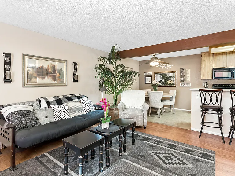 Quailpointe Apartments — Photo 44