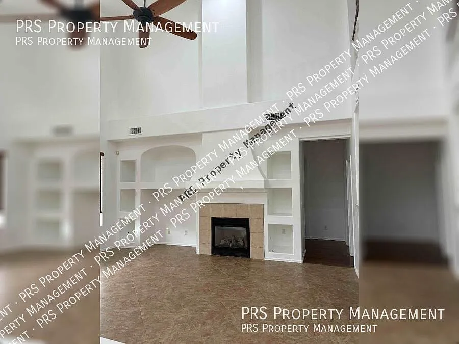 Beautiful home newly listed! — Photo 4