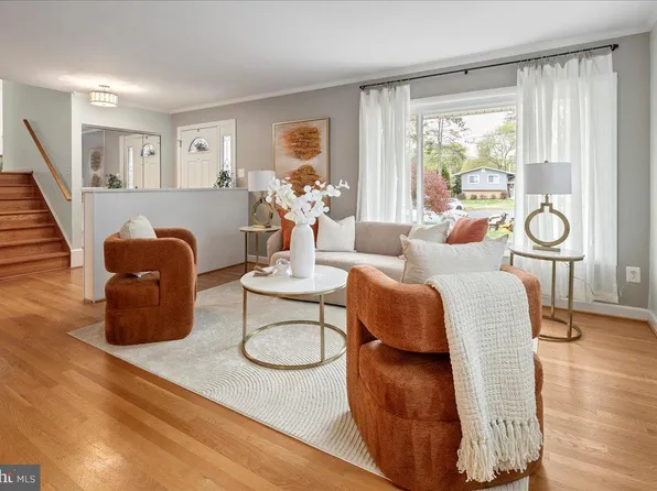 4304 Salina Ct, Fairfax, VA 22030