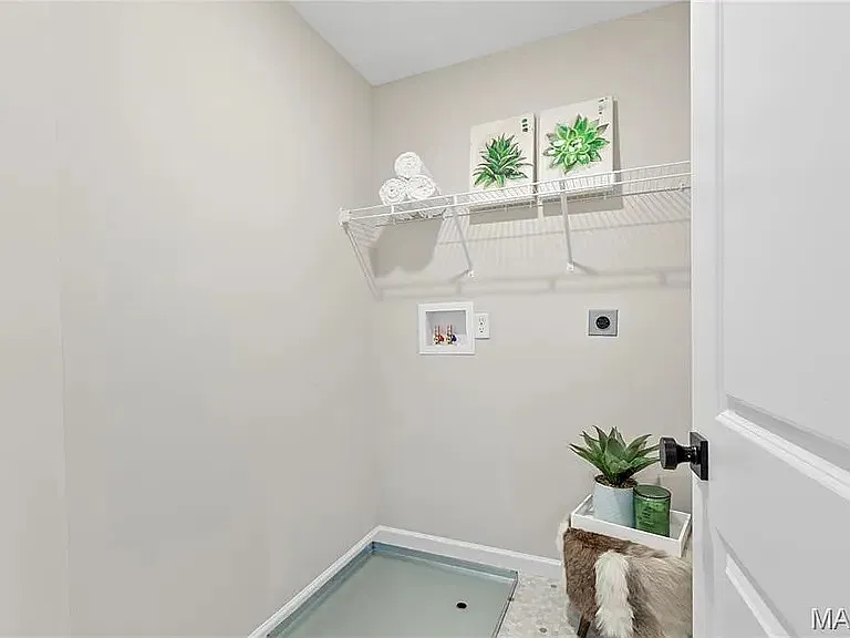 7919 Mexico Rd — Photo 22