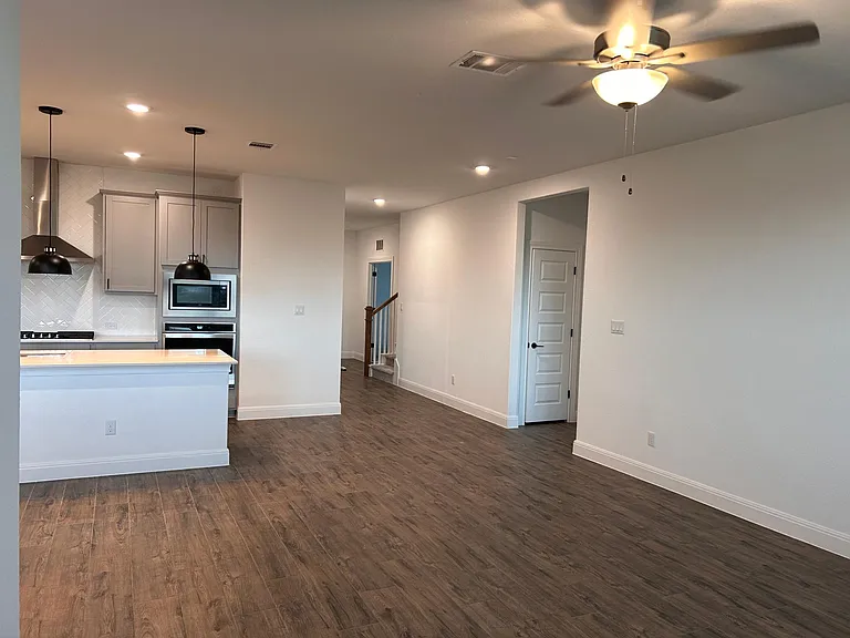 11900 Paseo De Los Lagos Ln — Photo 14