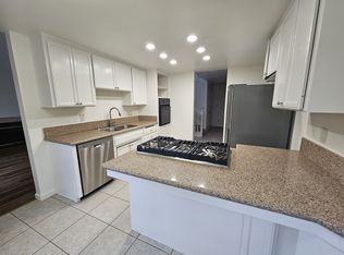 2836 Unicornio St, Carlsbad, CA 92009