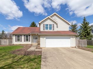 1185 Berkley Rd, Lake Zurich, IL 60047