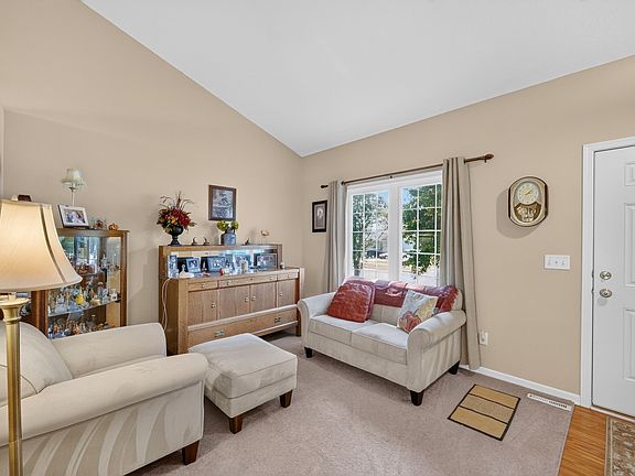 3rd image of 2417 Shady Lane Dr