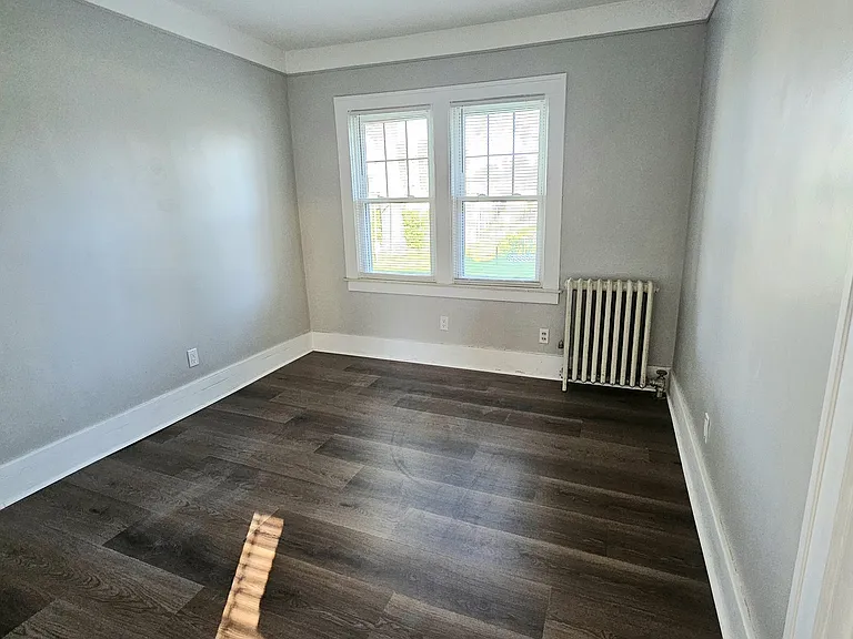 867 Farnham Ave — Photo 21
