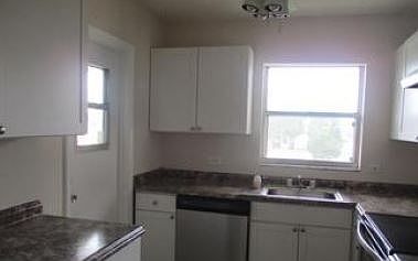 5th image of 808 SE 7th St APT B302