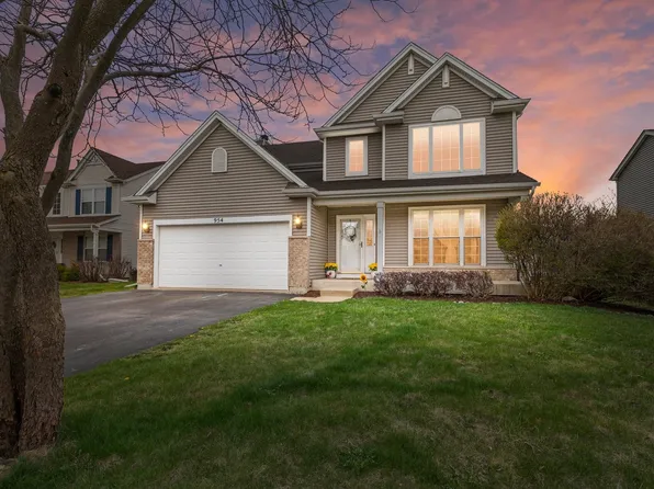 954 Timber Lake Dr, Antioch, IL 60002