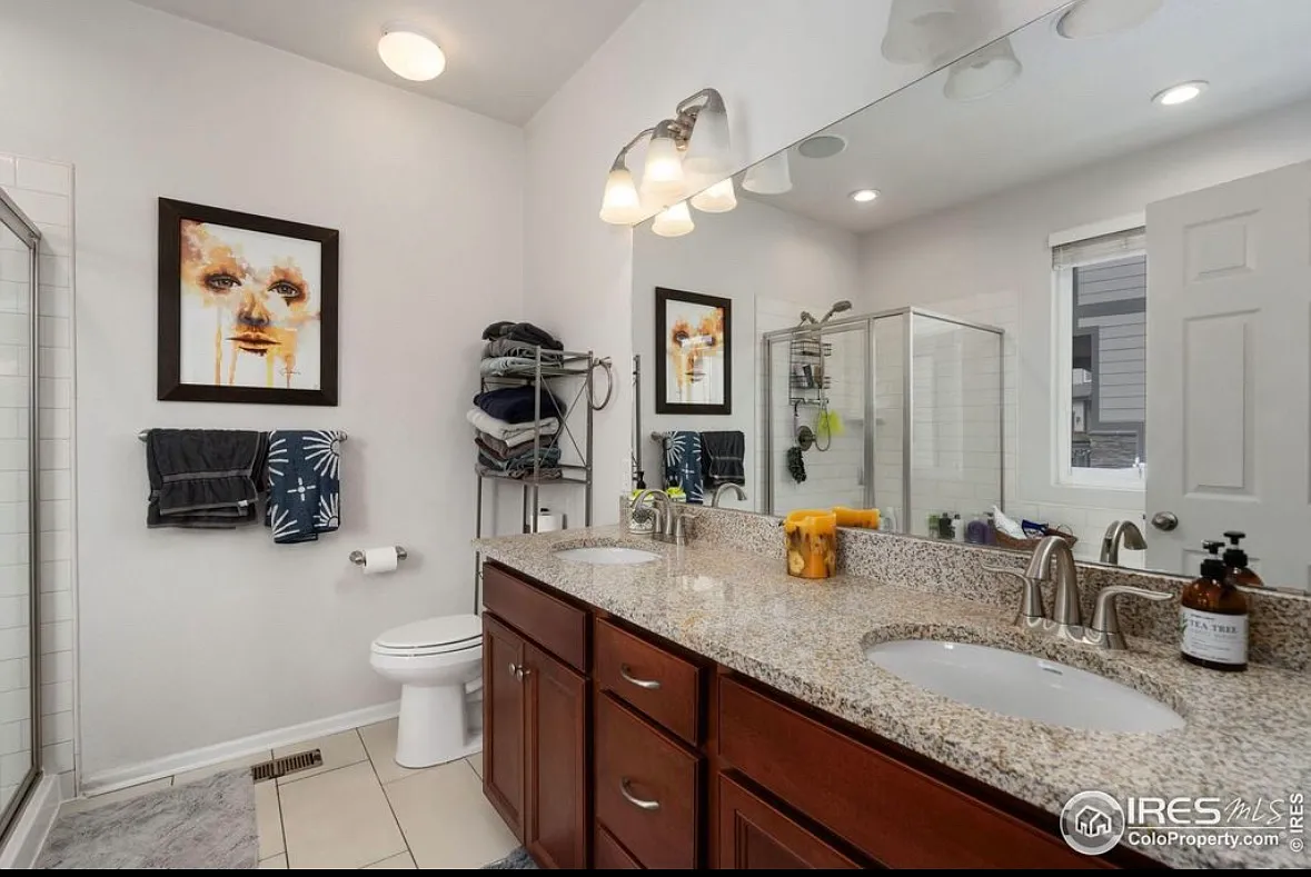 3 bed, 3868 sqft, $3,300 — Photo 4
