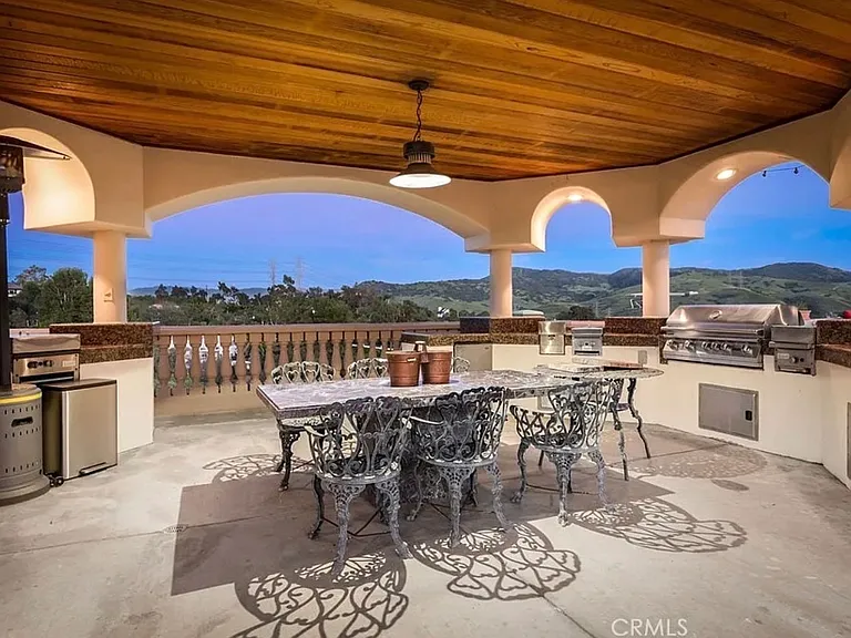 30702 Hilltop Way — Photo 31