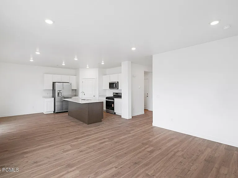 2035 N High Uintas Ln — Photo 3