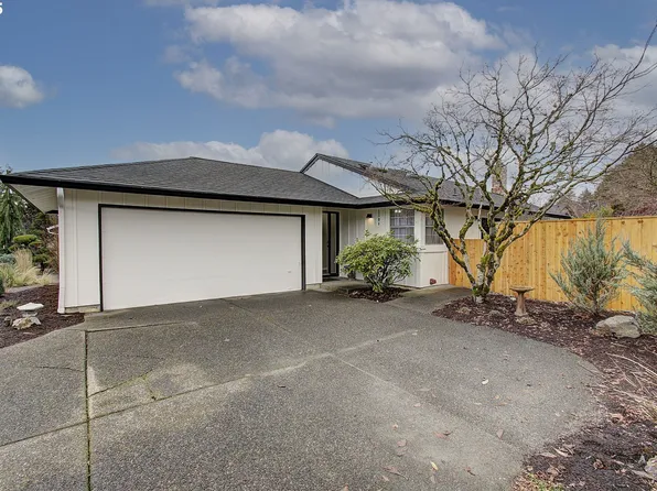 2504 SE Balboa Dr, Vancouver, WA 98683