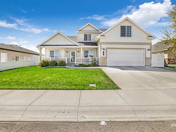 2nd image of 276 Joellen Dr