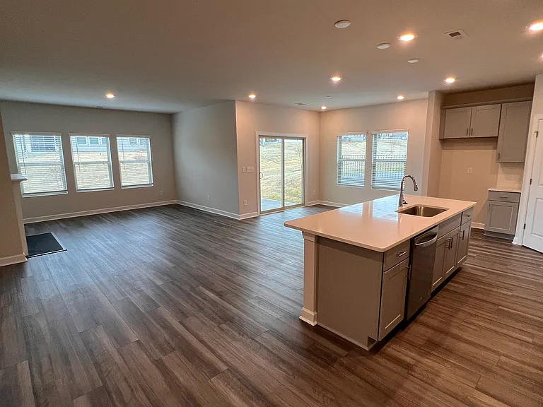 9850 Festival Way — Photo 25