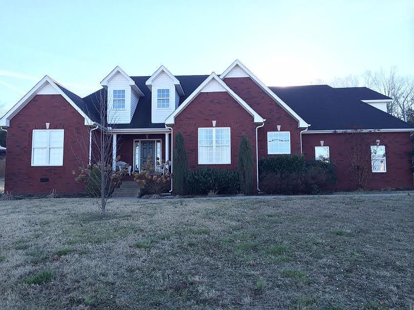 1st image of 3914 Henricks Hill Dr