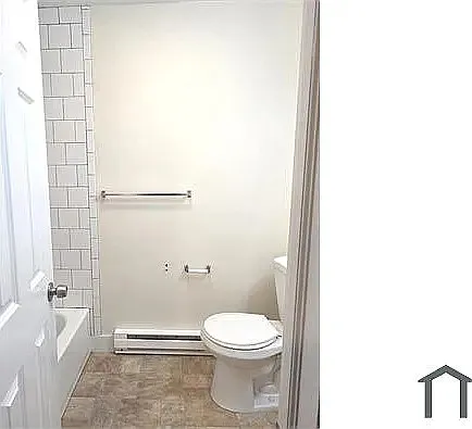 427 Pembroke St #A — Photo 5