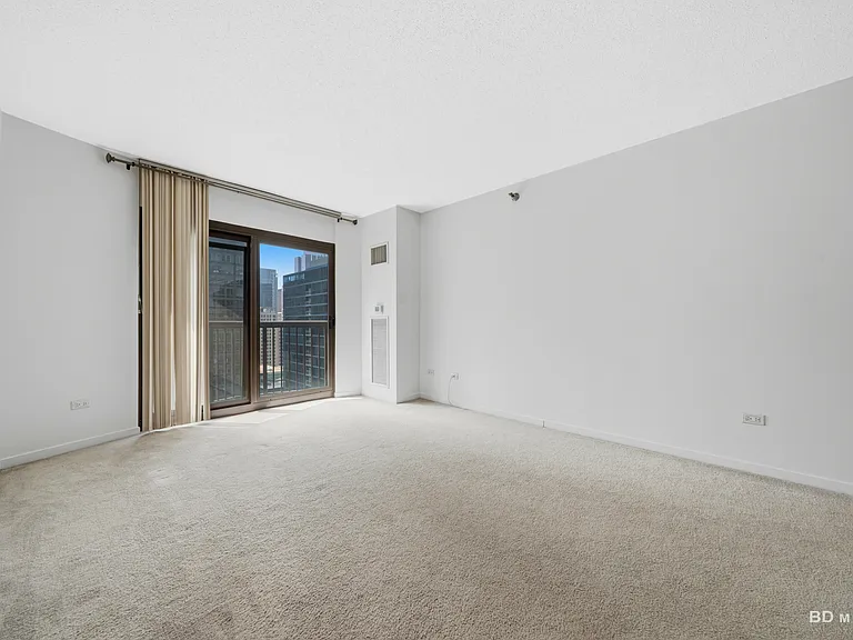 400 N Lasalle St #2506 — Photo 15