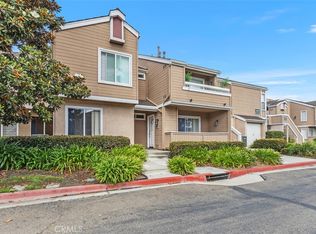 10393 E Briar Oaks Dr APT D, Stanton, CA 90680