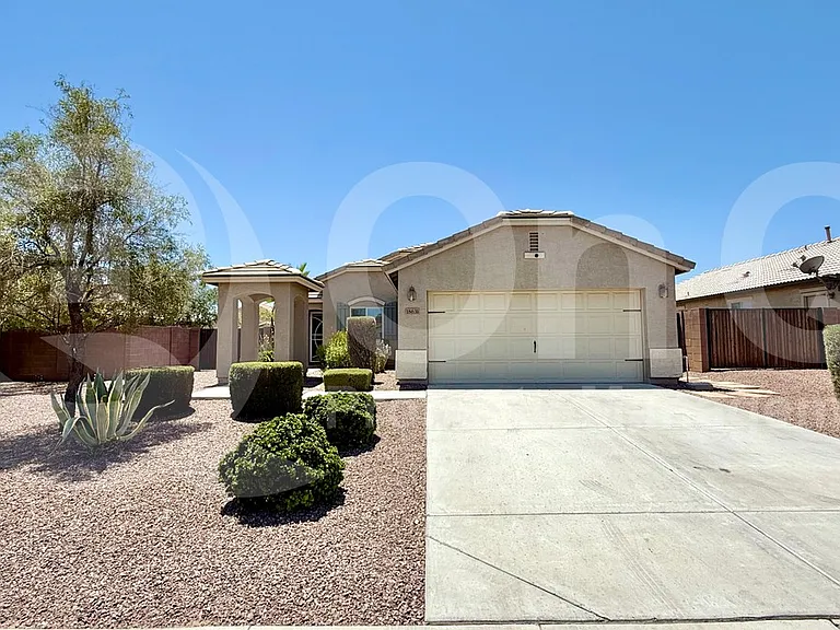 18631 W Superior Ave — Photo 5