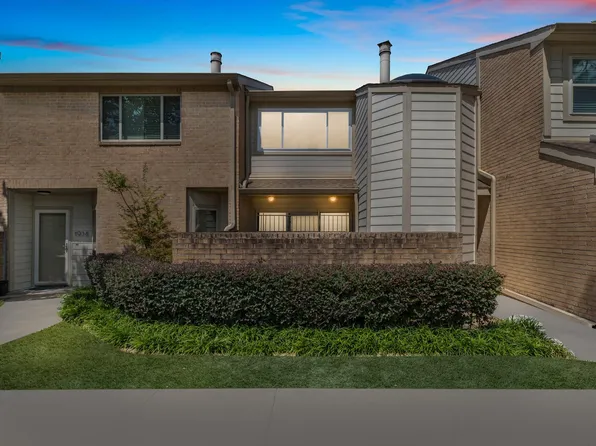 1936 Augusta Dr, Houston, TX 77057