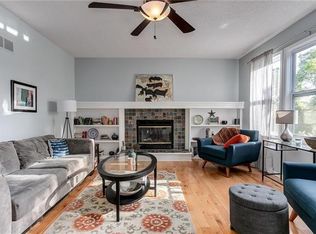 7845 Mullen Rd, Lenexa, KS 66216