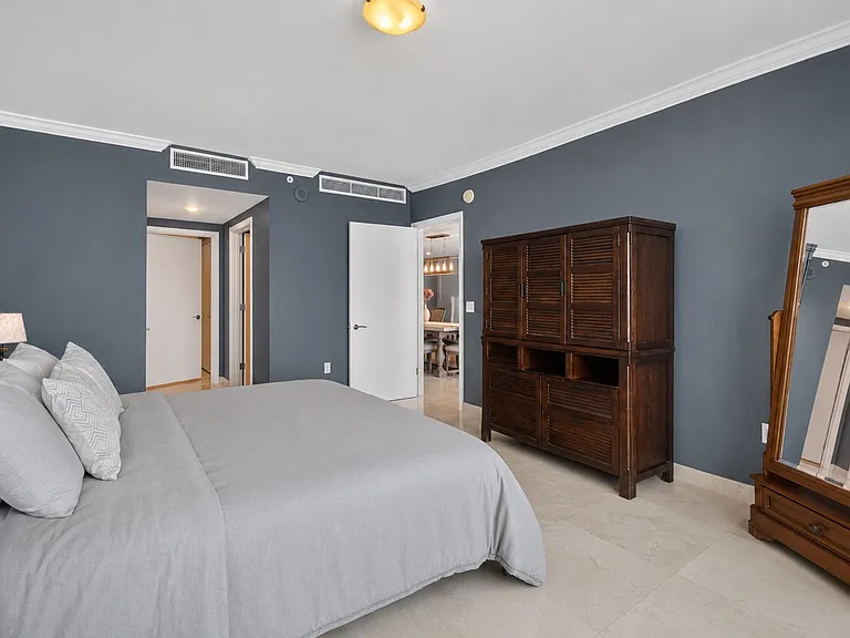 17001 Collins Ave #3402 — Photo 26