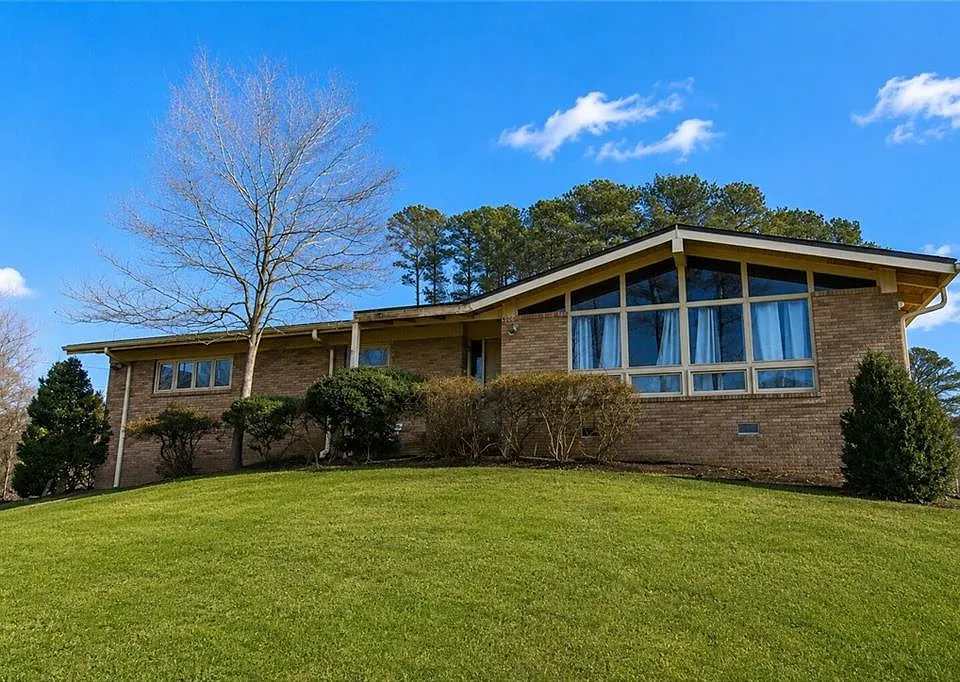 500 Piedmont Rd NE