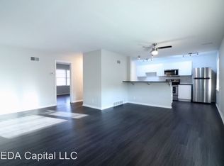 2344 Warrensville Center Rd APT 4, University Heights, OH 44118