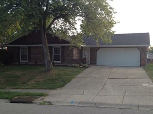 255 Pinecone Ln, Springboro, OH