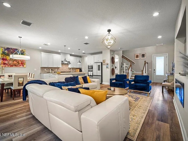 11358 Newtonian Blvd — Photo 8