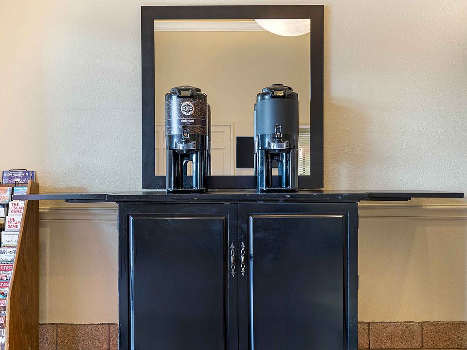 Free Grab-and-Go Breakfast