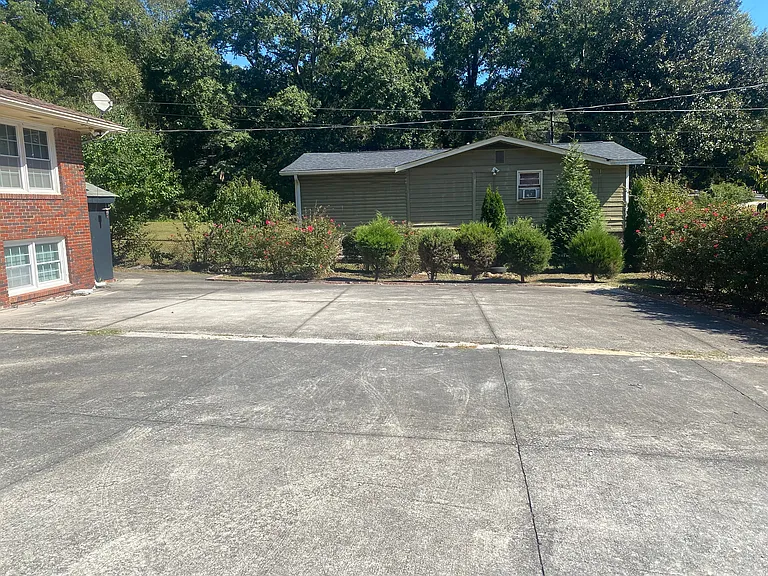 5040 Redan Rd #BASEMENT — Photo 9