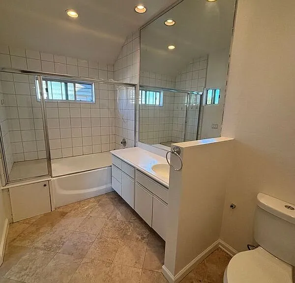 525 Orange Grove Pl — Photo 11