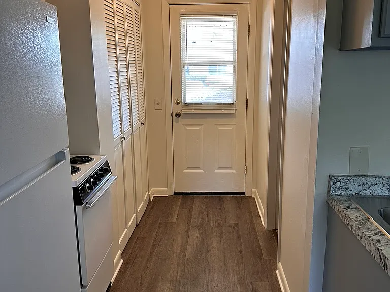 12 Belchertown Rd #6 — Photo 4