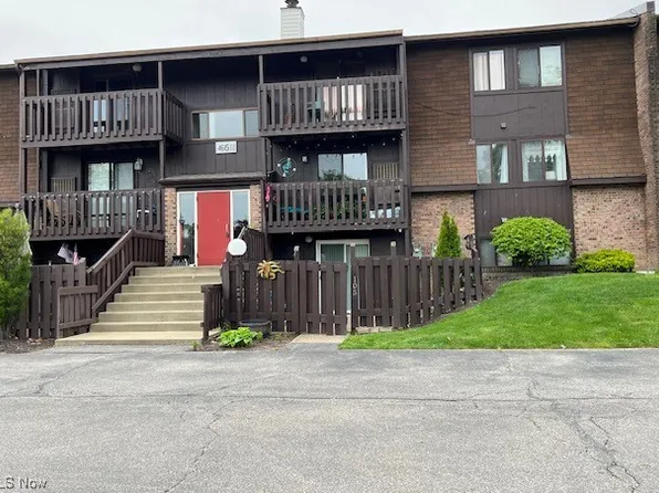 4615 Oakhill Blvd APT 206, Lorain, OH 44053