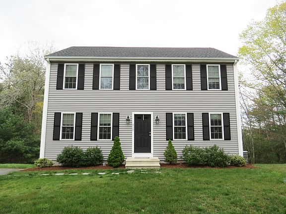 2nd image of 212 Rocky Meadow St