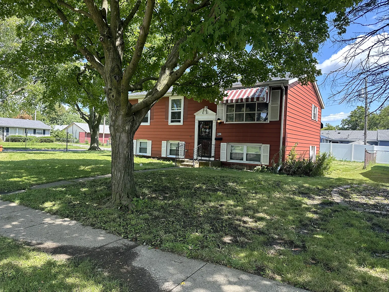 1406 Romine - 1 — Photo 2