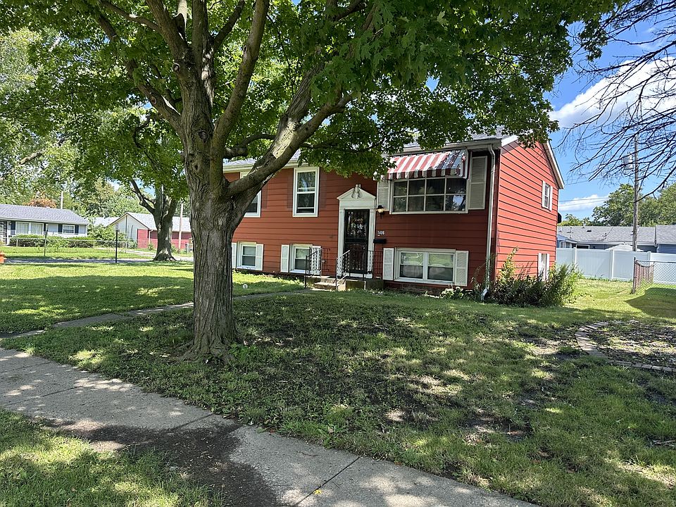 2nd image of 1406 N Romine St