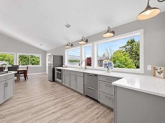 5th image of 6 Wilson Ave