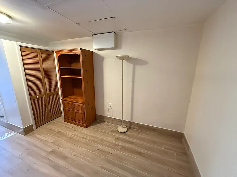 551 SW 47th Ct #A — Photo 12
