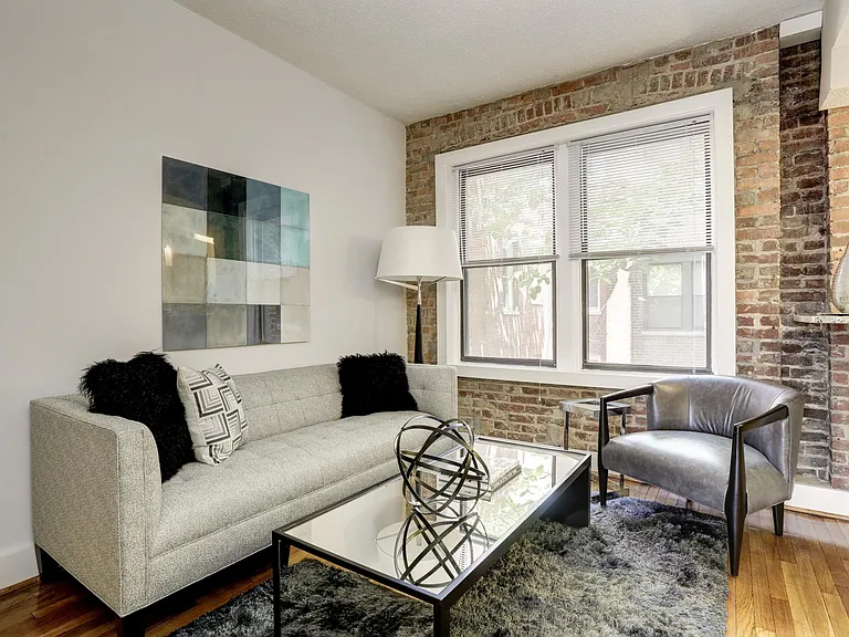 1706 T St NW — Photo 11