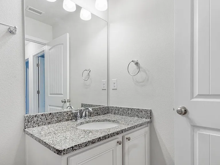 7482 Shadow Lake Dr — Photo 11