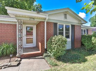 2715 S Luster Ave, Springfield, MO 65804