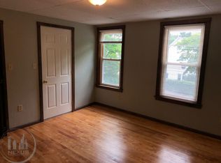 2 Hale St #3, Worcester, MA 01604