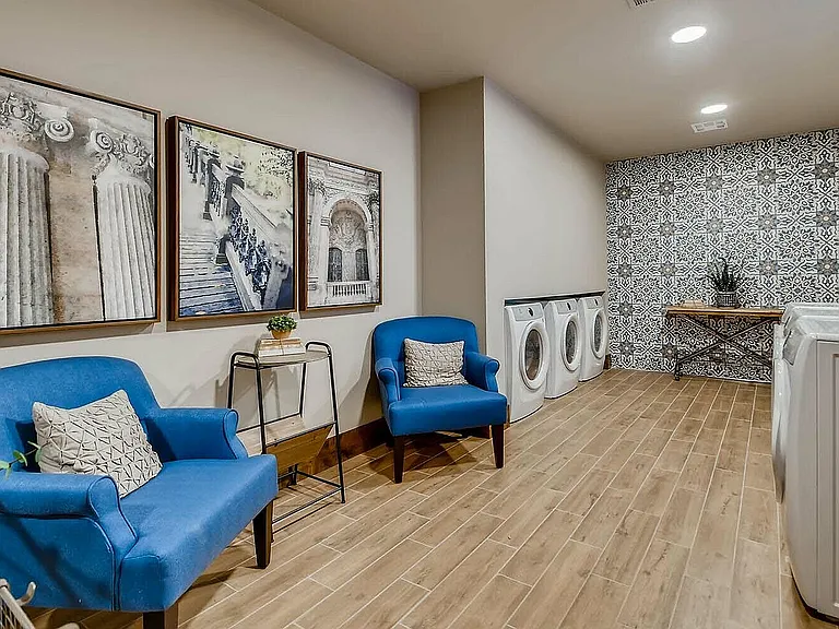 1196 T L Townsend Drive-large-017-017-Interior-1500x1000-72dpi