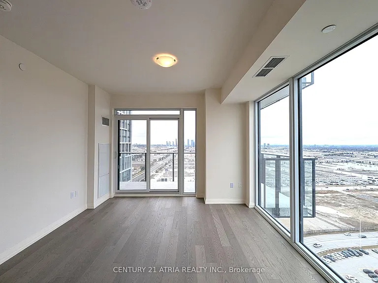 27 Korda Gate #2305 — Photo 15