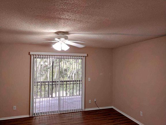 Great Room with Balcony