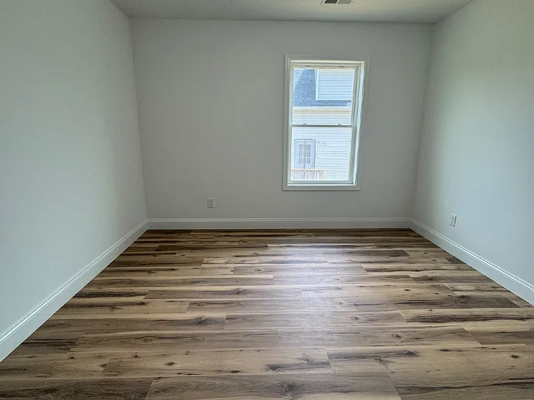 321 Quinn Hill Ln — Photo 14