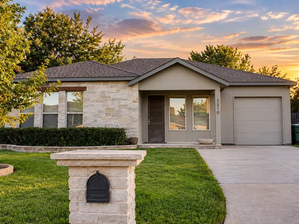 2310 Newbury Dr, Arlington, TX 76014